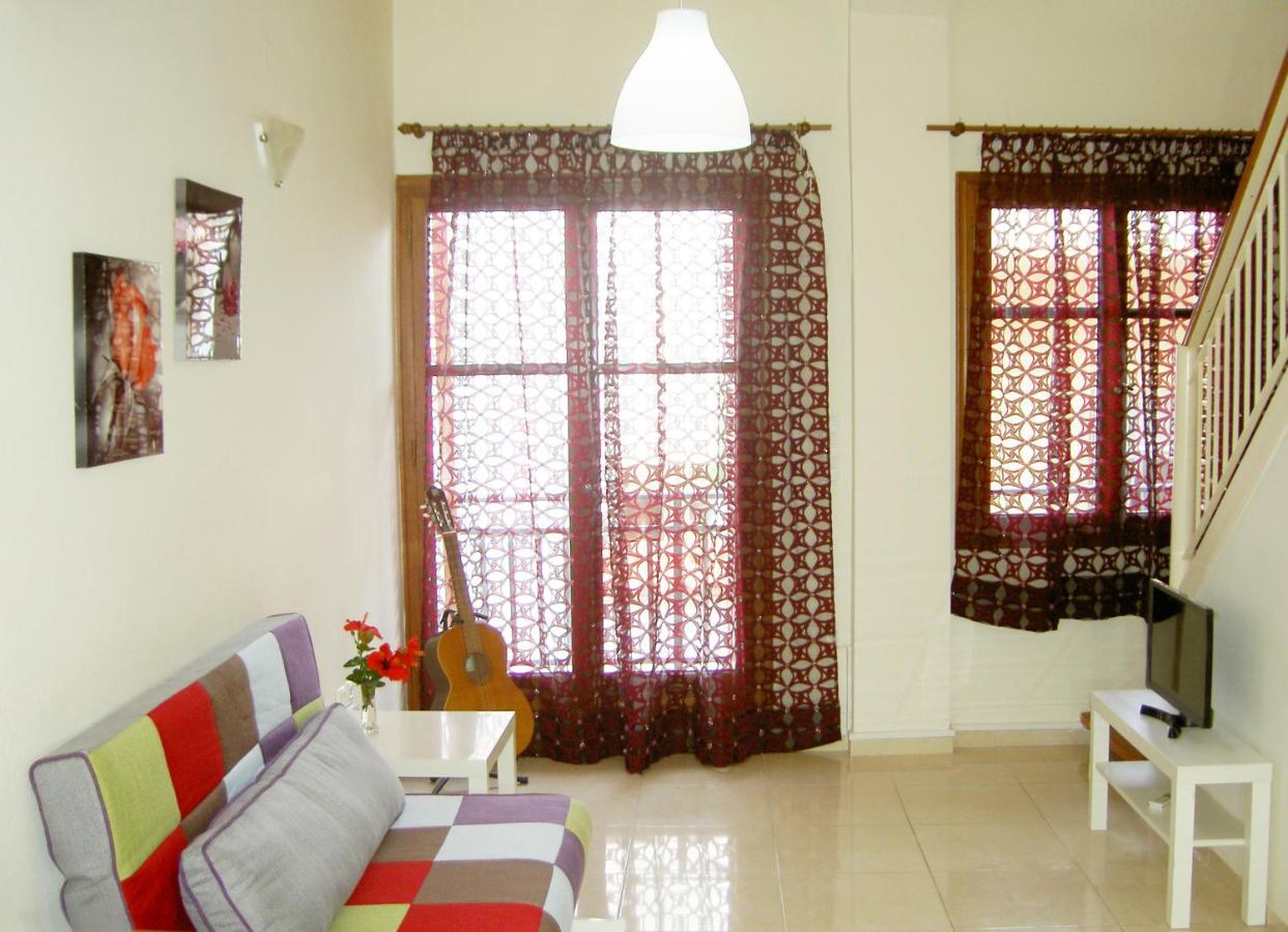 Mat Old Town Apartments L 레팀노 외부 사진