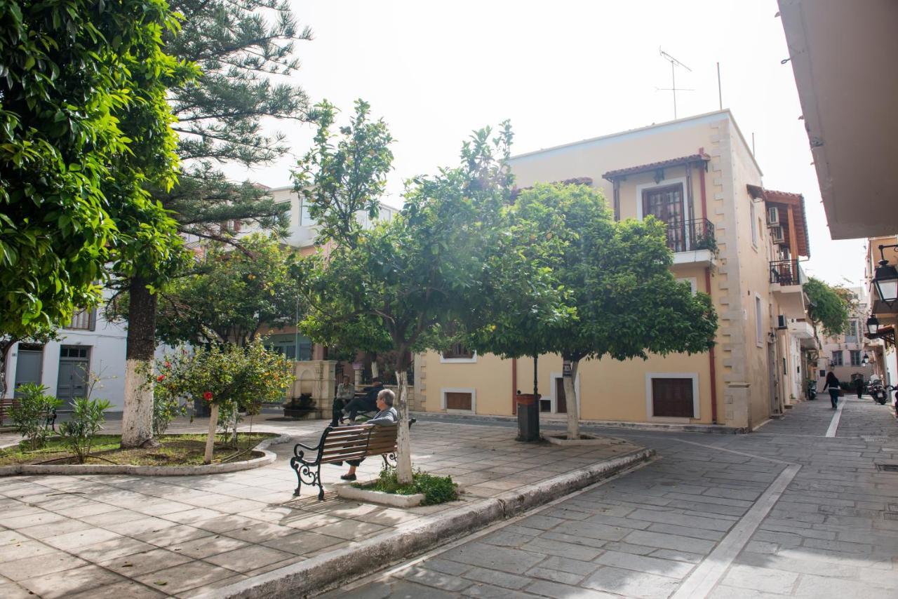 Mat Old Town Apartments L 레팀노 외부 사진
