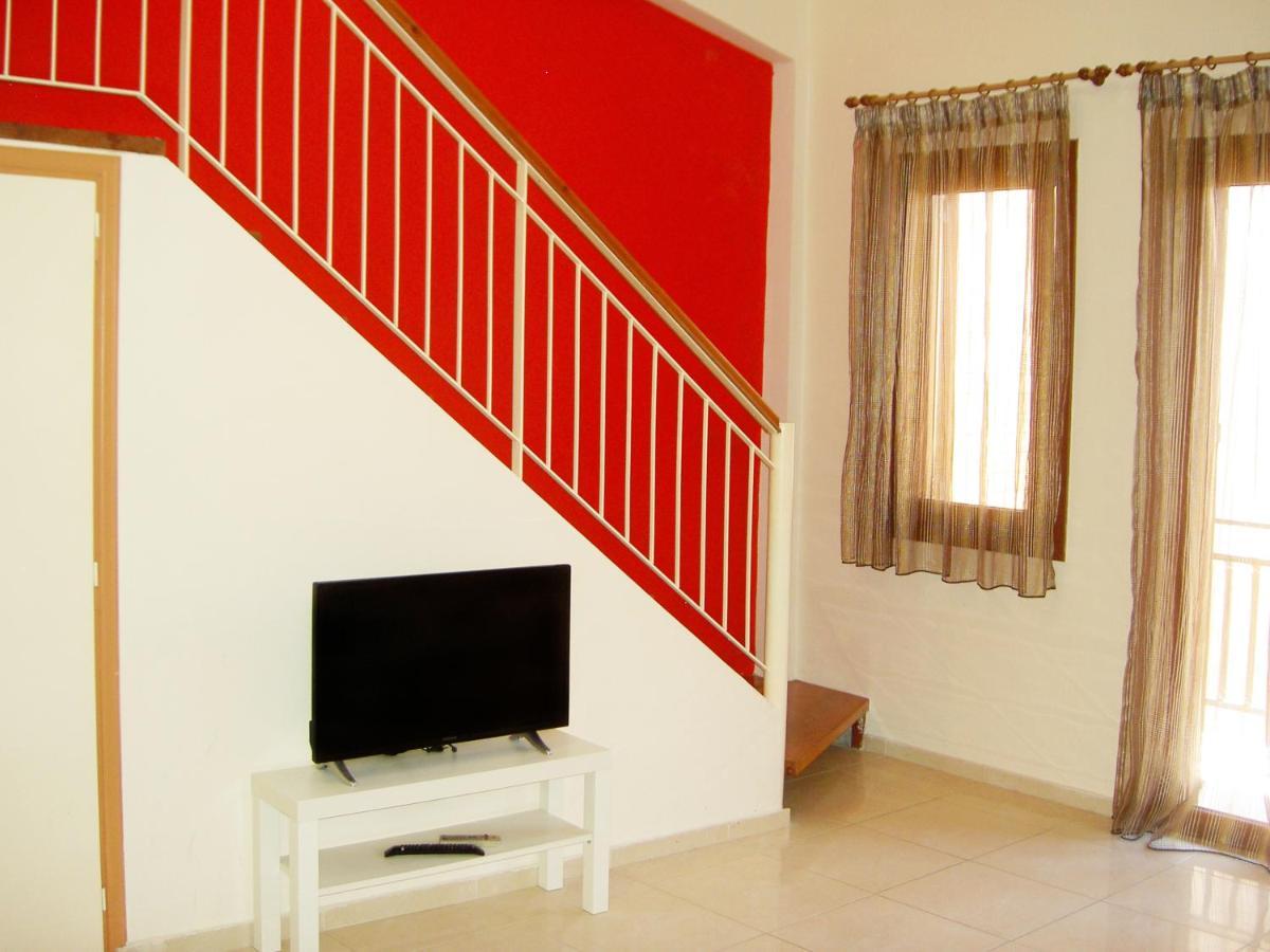 Mat Old Town Apartments L 레팀노 외부 사진