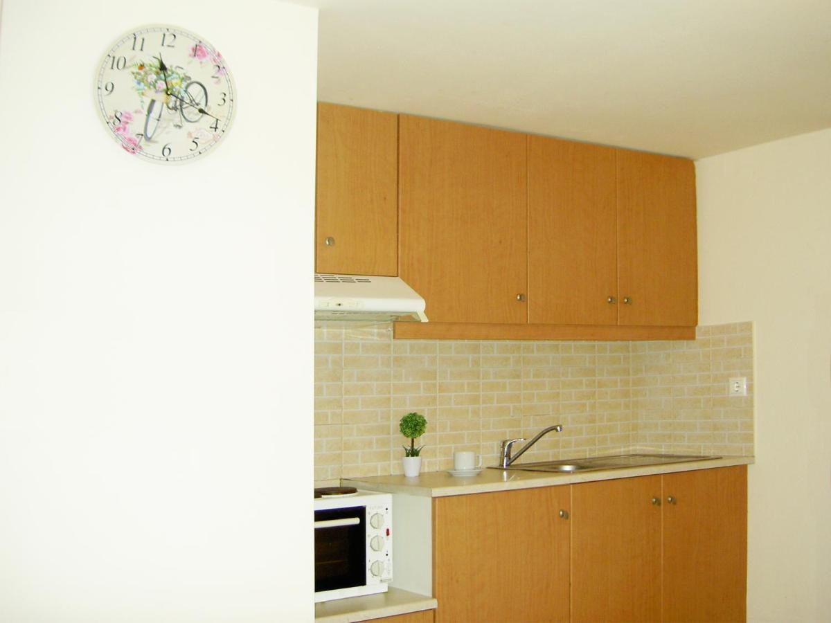 Mat Old Town Apartments L 레팀노 외부 사진